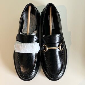 NWB Steve Madden Mistor Black Loafers